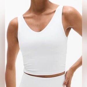 Athleta Transcend V-Neck Crop Sports Bra